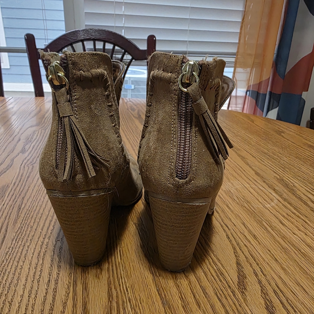 Tan Women's Ankle Boots - Picture 3 of 4